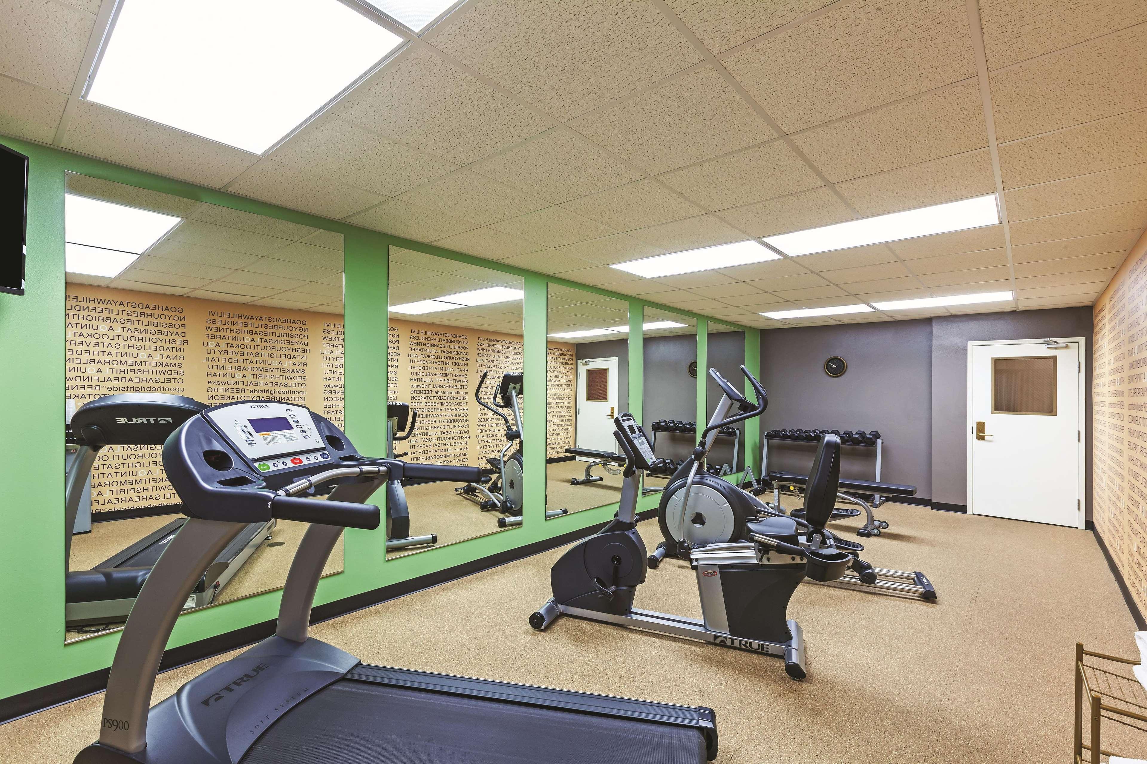 La Quinta By Wyndham Granbury Hotel Екстериор снимка